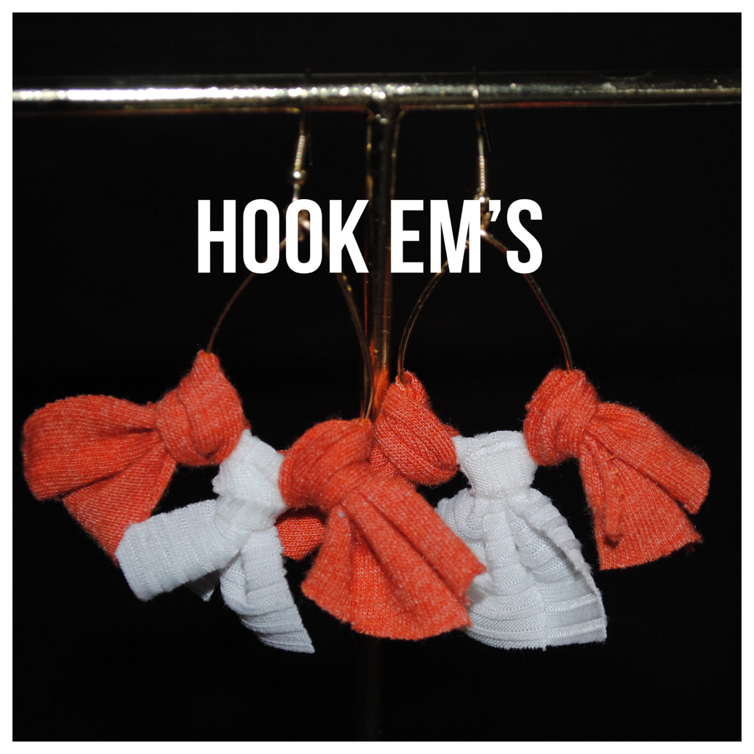 Hook Em’s
